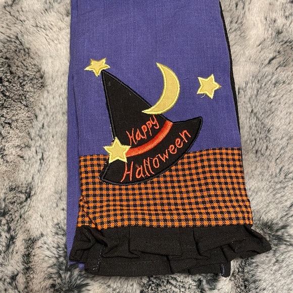 Set of 2 Halloween Kitchen Towels - Picture 3 of 5